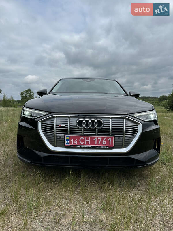 Позашляховик / Кросовер Audi e-tron 2022 в Харкові