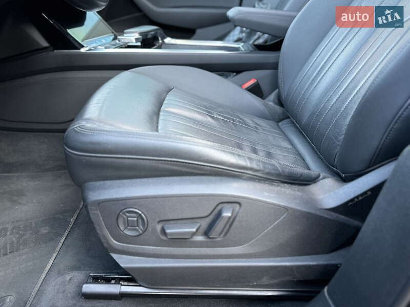 Внедорожник / Кроссовер Audi e-tron 2019 в Мукачево