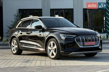 Внедорожник / Кроссовер Audi e-tron 2021 в Городке