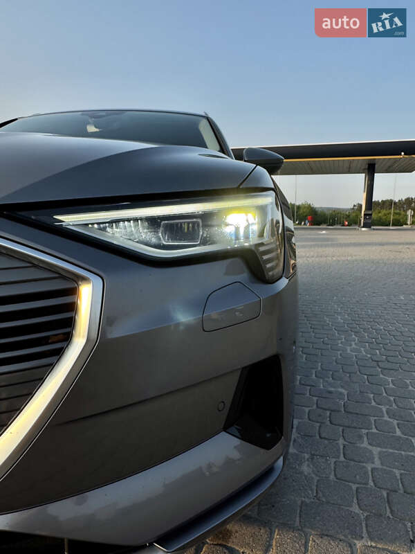 Внедорожник / Кроссовер Audi e-tron 2020 в Львове
