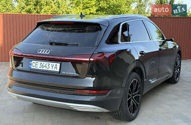 Внедорожник / Кроссовер Audi e-tron 2019 в 