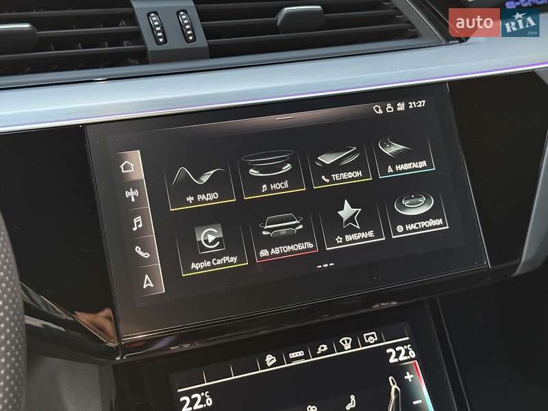 Внедорожник / Кроссовер Audi e-tron 2022 в Ужгороде