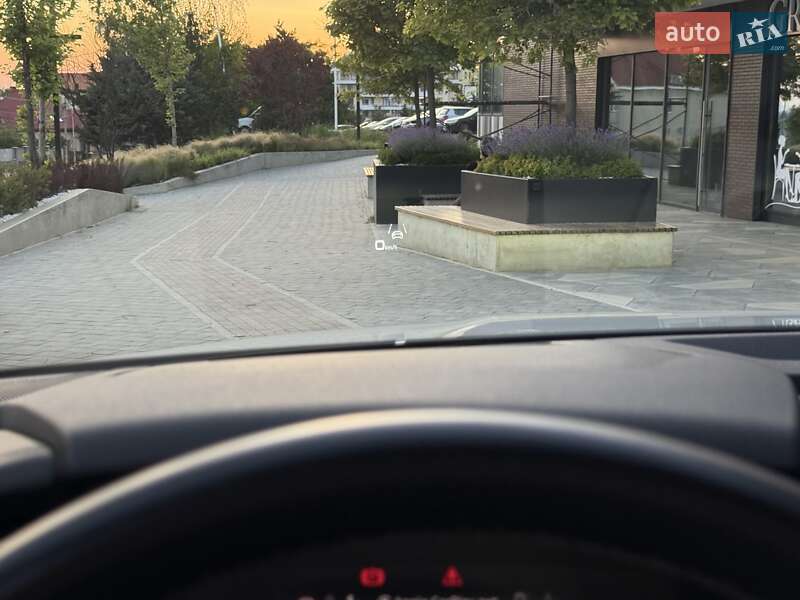 Внедорожник / Кроссовер Audi e-tron 2022 в Ужгороде