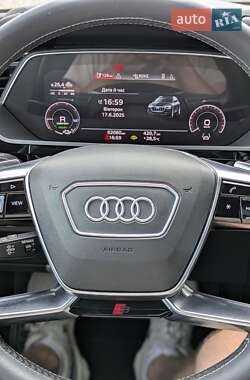 Внедорожник / Кроссовер Audi e-tron 2020 в 