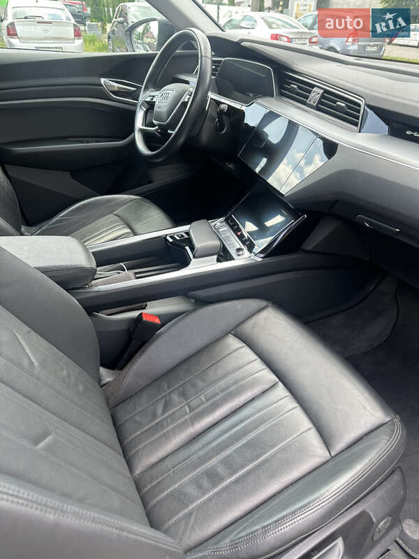 Внедорожник / Кроссовер Audi e-tron 2020 в Ровно