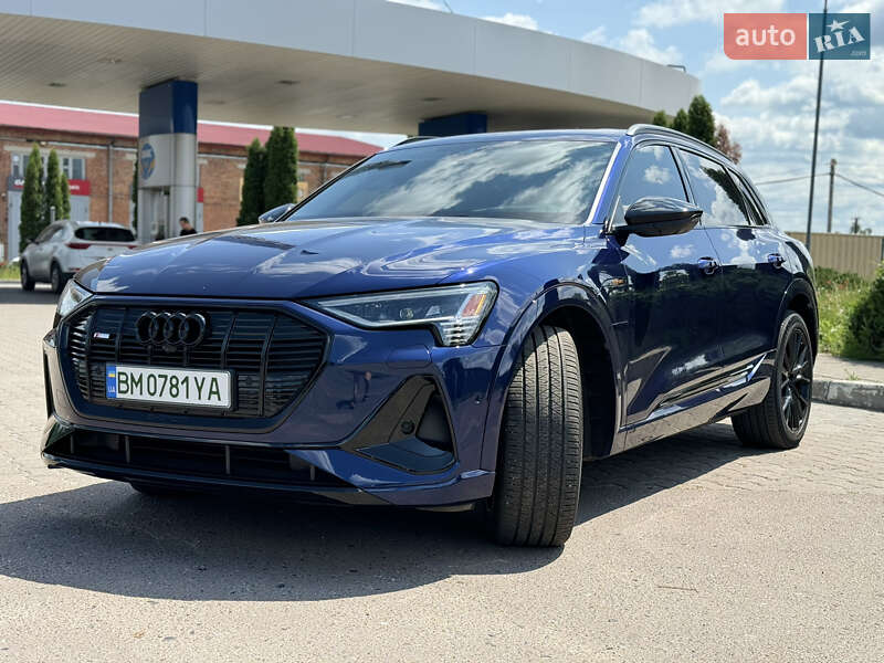 Внедорожник / Кроссовер Audi e-tron 2022 в Сумах