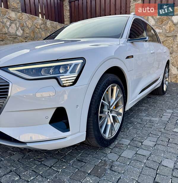 Внедорожник / Кроссовер Audi e-tron 2020 в Ровно