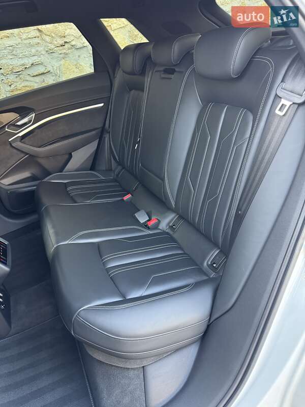 Внедорожник / Кроссовер Audi e-tron 2020 в Ровно