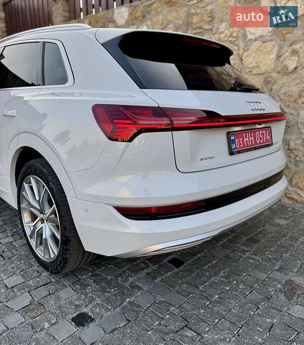 Внедорожник / Кроссовер Audi e-tron 2020 в Ровно