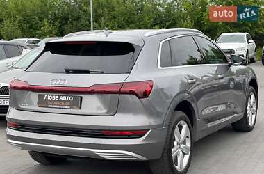 Внедорожник / Кроссовер Audi e-tron 2019 в 