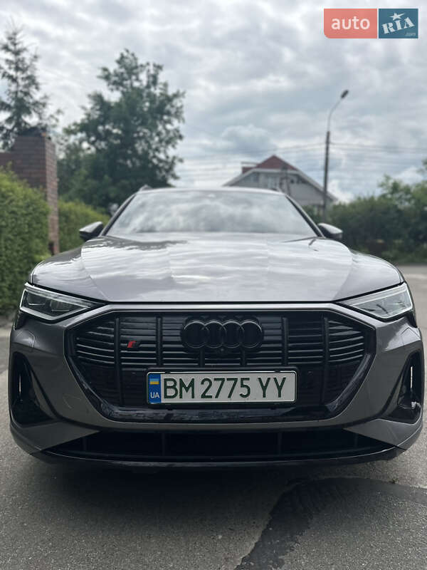 Внедорожник / Кроссовер Audi e-tron 2021 в Борисполе фото 48 Внедорожник / Кроссовер Audi e-tron 2021 в Борисполе