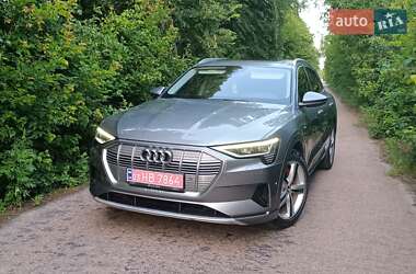 Внедорожник / Кроссовер Audi e-tron 2019 в 