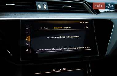 Внедорожник / Кроссовер Audi e-tron 2019 в 