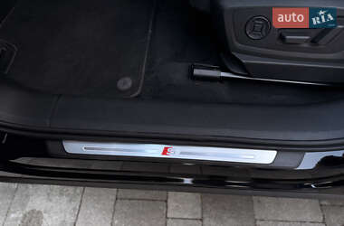 Внедорожник / Кроссовер Audi e-tron 2020 в 