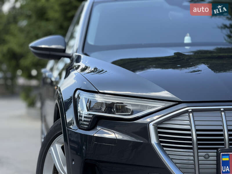Внедорожник / Кроссовер Audi e-tron 2019 в Тернополе