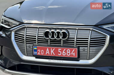 Внедорожник / Кроссовер Audi e-tron 2019 в 