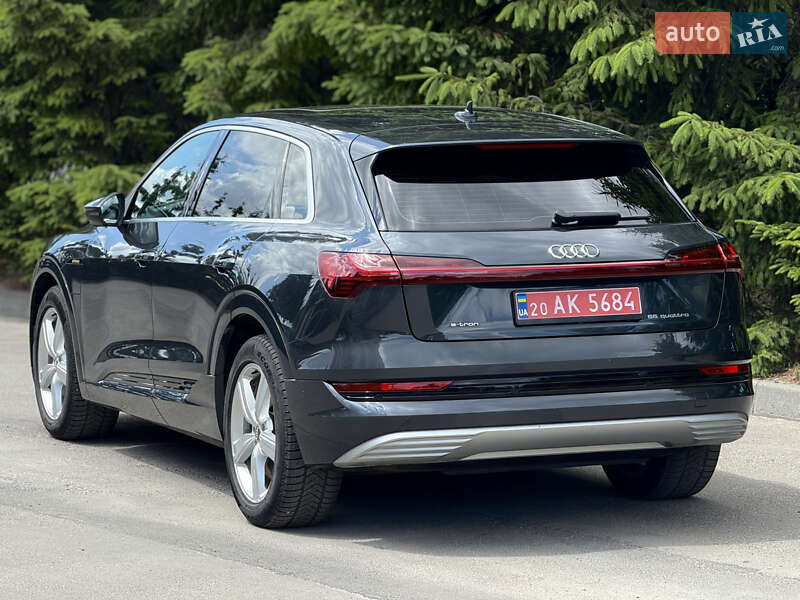 Внедорожник / Кроссовер Audi e-tron 2019 в Тернополе