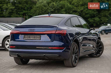 Внедорожник / Кроссовер Audi e-tron 2020 в 