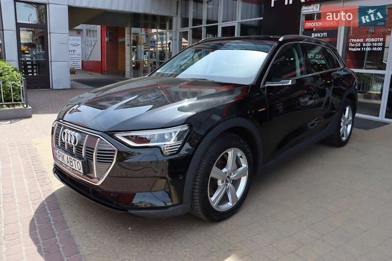 Внедорожник / Кроссовер Audi e-tron 2019 в Львове