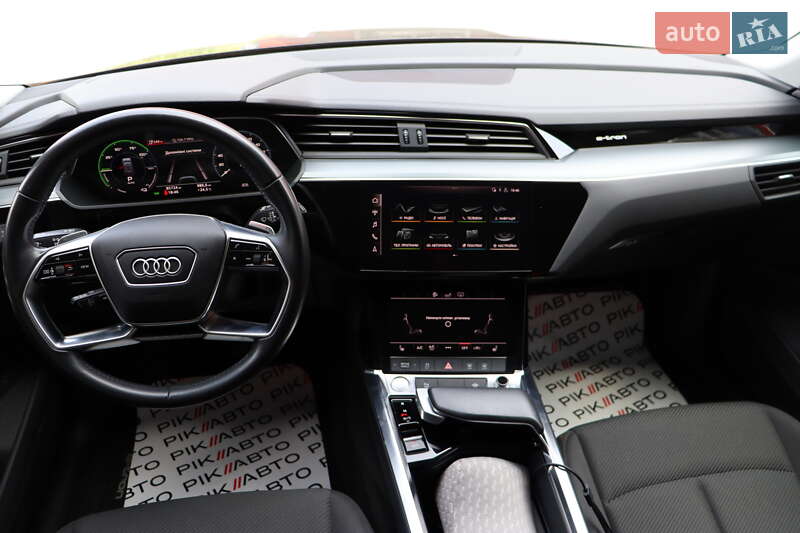 Позашляховик / Кросовер Audi e-tron 2019 в Львові