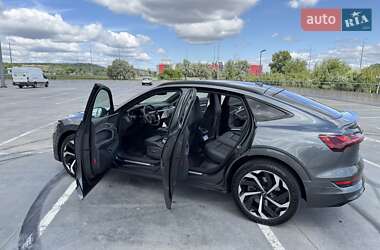 Внедорожник / Кроссовер Audi e-tron 2021 в 