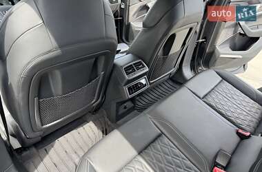 Внедорожник / Кроссовер Audi e-tron 2021 в 