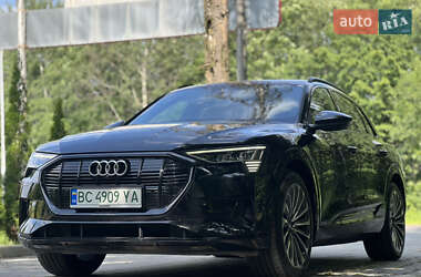 Внедорожник / Кроссовер Audi e-tron 2019 в 