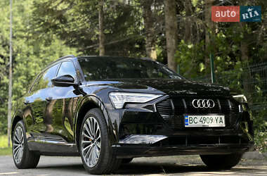 Внедорожник / Кроссовер Audi e-tron 2019 в 