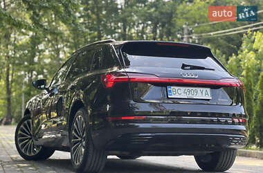 Внедорожник / Кроссовер Audi e-tron 2019 в 
