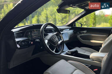Внедорожник / Кроссовер Audi e-tron 2019 в 