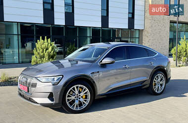 Позашляховик / Кросовер Audi e-tron 2023 в Хмельницькому