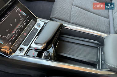 Внедорожник / Кроссовер Audi e-tron 2023 в 