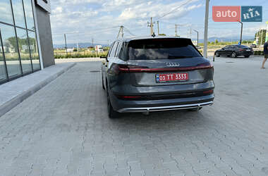 Внедорожник / Кроссовер Audi e-tron 2020 в 