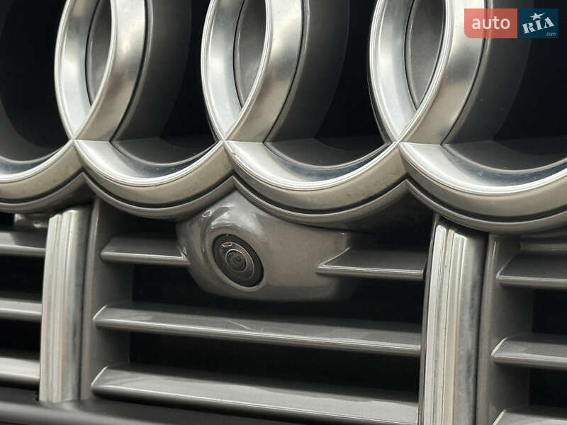 Внедорожник / Кроссовер Audi e-tron 2020 в Днепре фото 37 Внедорожник / Кроссовер Audi e-tron 2020 в Днепре