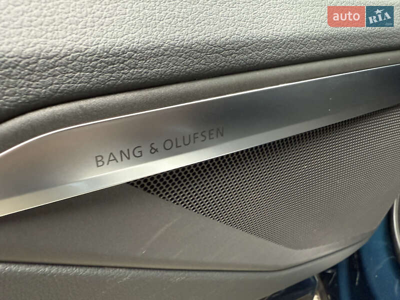 Внедорожник / Кроссовер Audi e-tron 2020 в Днепре фото 44 Внедорожник / Кроссовер Audi e-tron 2020 в Днепре