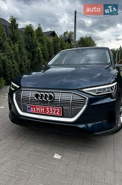 Внедорожник / Кроссовер Audi e-tron 2021 в Киеве