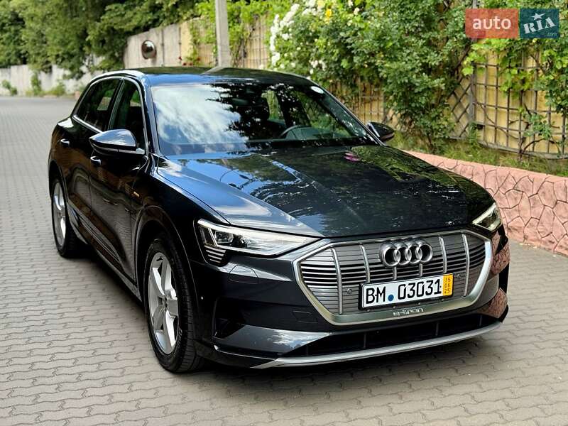 Внедорожник / Кроссовер Audi e-tron 2020 в Хмельницком