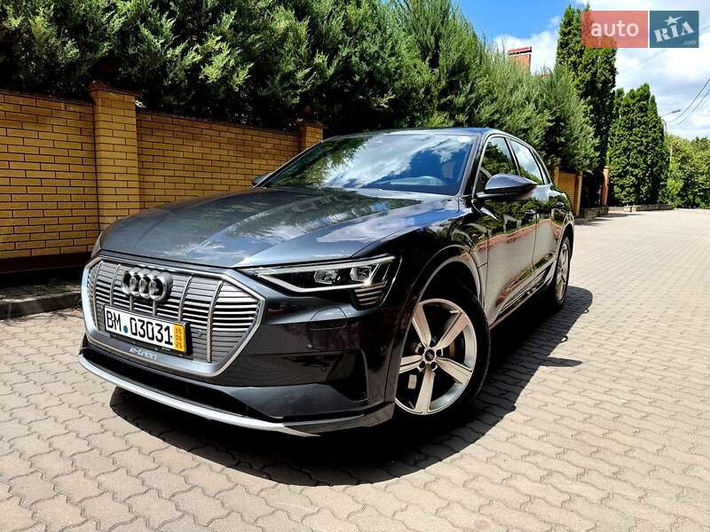 Внедорожник / Кроссовер Audi e-tron 2020 в Хмельницком