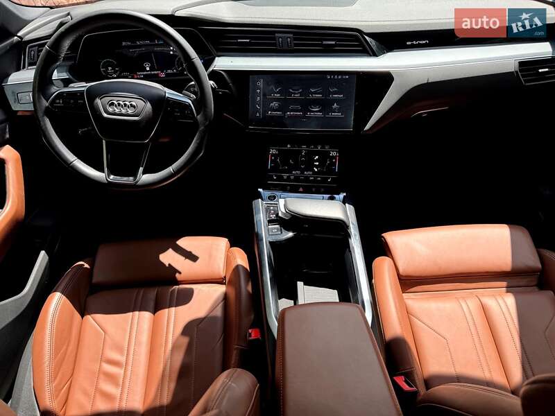 Внедорожник / Кроссовер Audi e-tron 2020 в Хмельницком