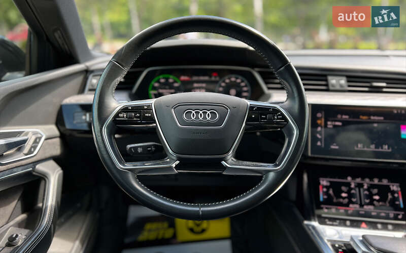 Внедорожник / Кроссовер Audi e-tron 2019 в Львове
