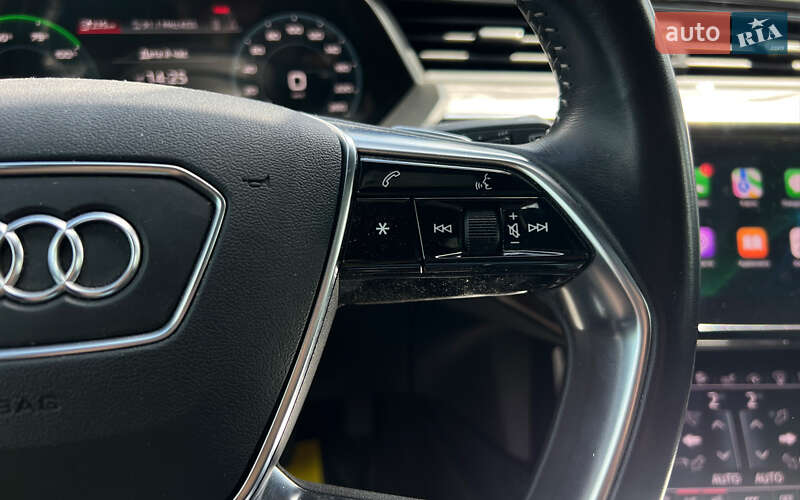Внедорожник / Кроссовер Audi e-tron 2019 в Львове