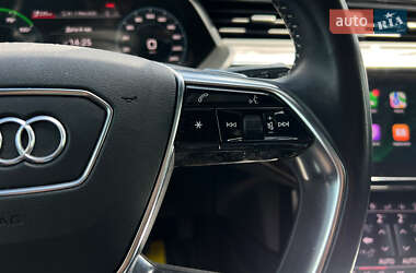 Внедорожник / Кроссовер Audi e-tron 2019 в 