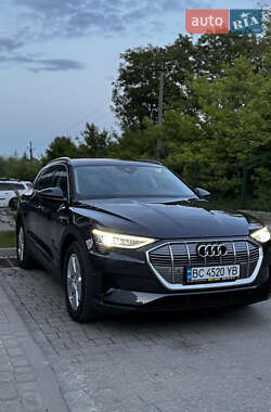 Внедорожник / Кроссовер Audi e-tron 2020 в 