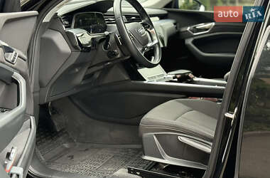 Внедорожник / Кроссовер Audi e-tron 2019 в 
