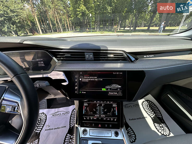 Внедорожник / Кроссовер Audi e-tron 2020 в Харькове