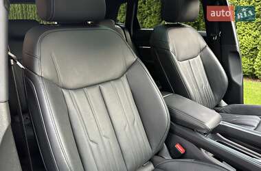 Внедорожник / Кроссовер Audi e-tron 2021 в 