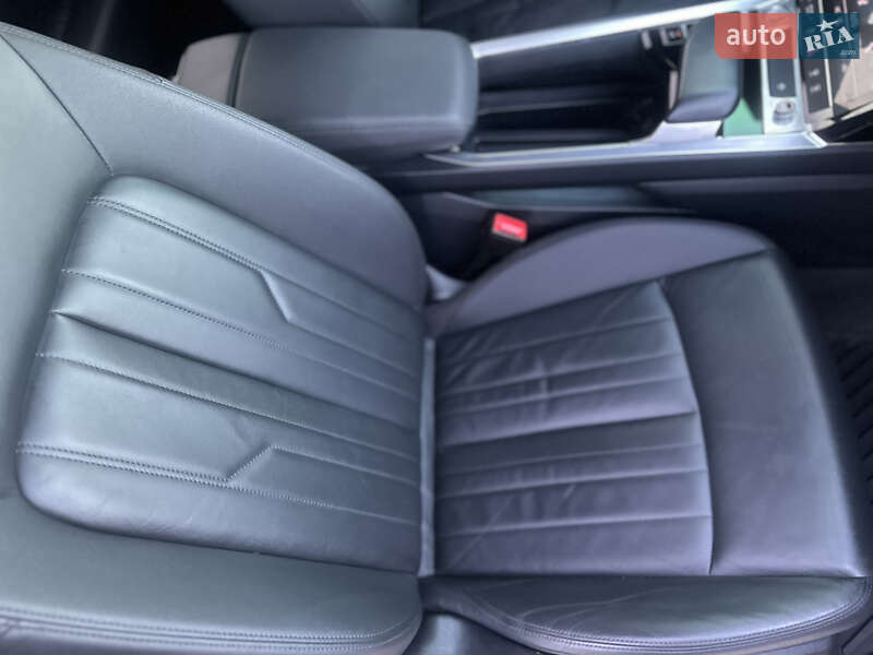 Внедорожник / Кроссовер Audi e-tron 2020 в Тернополе