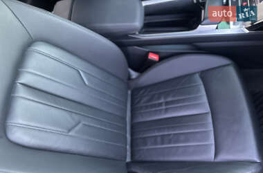 Внедорожник / Кроссовер Audi e-tron 2020 в 