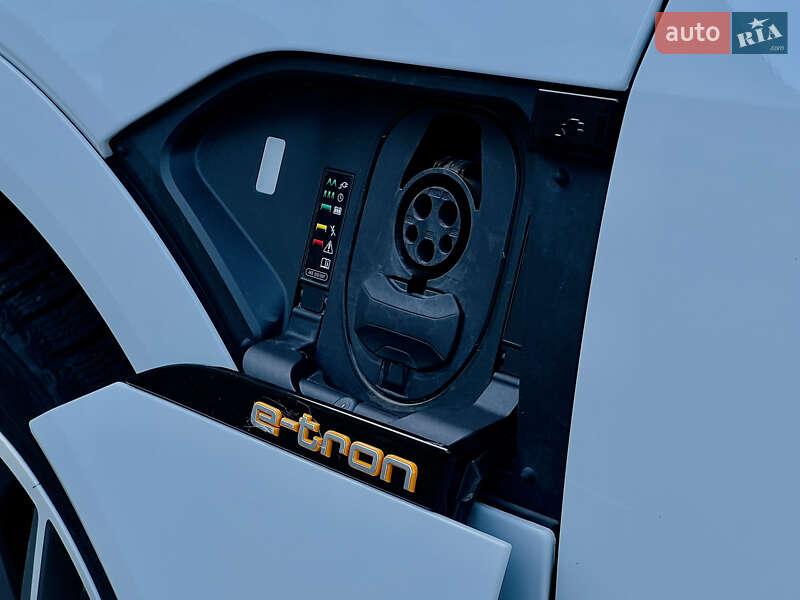 Внедорожник / Кроссовер Audi e-tron 2020 в Николаеве