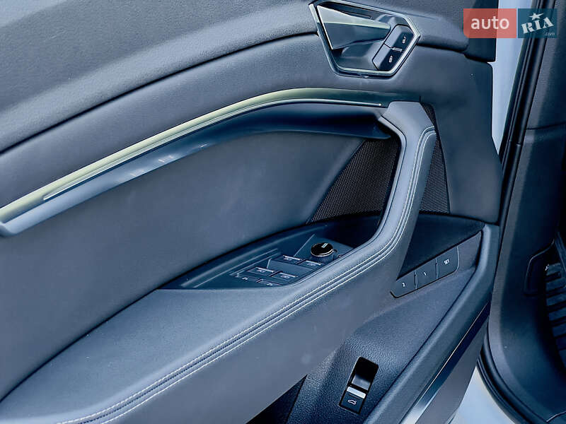Внедорожник / Кроссовер Audi e-tron 2020 в Николаеве